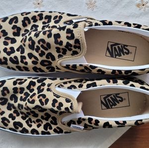 Animal print Vans